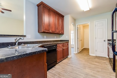 708 Winesap Ct, Hampton, GA 30228 - photo 6