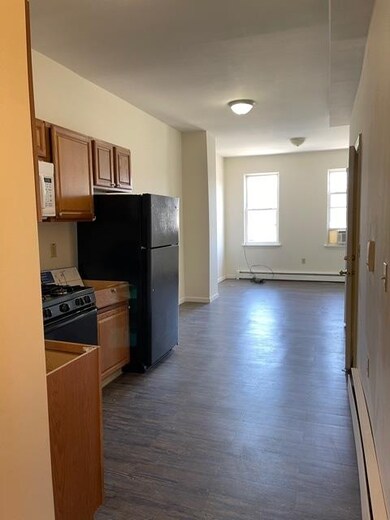 205 Webster Ave unit 2R, Jersey City, NJ 07307 - photo 2