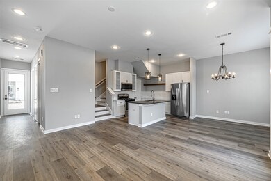 8475 Berry Rd, Houston, TX 77022 - photo 3