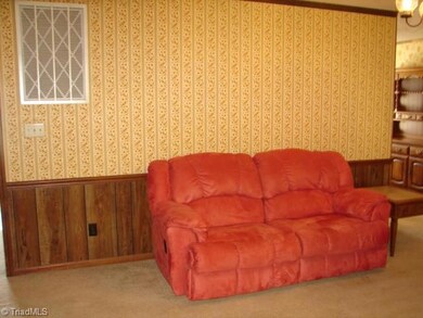 312 Springwood Rd, Asheboro, NC 27205 - photo 6