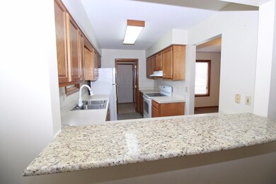 Granite Breakfast Bar.