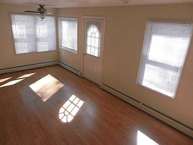Living Room. Alt View