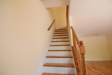 3908 Victory Blvd, Staten Island, NY 10314 - photo 5