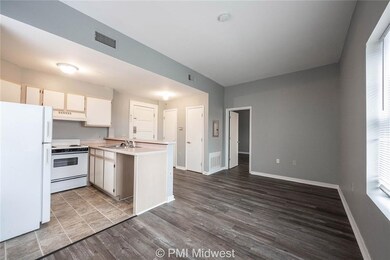 522 Fletcher Ave unit 205, Indianapolis, IN 46203 - photo 5