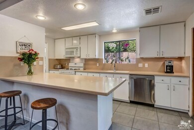 34340 Linda Way, Cathedral City, CA 92234 - photo 3