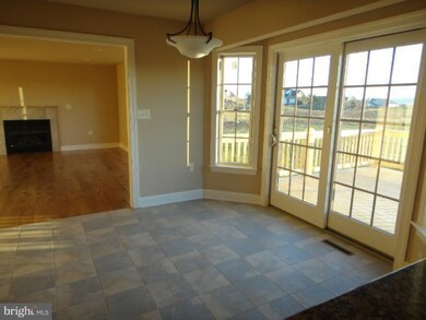 3096 Saint Andrews Dr, Chambersburg, PA 17202 - photo 4