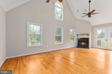 462 Mahlon Dr, Winchester, VA 22603 - photo 3