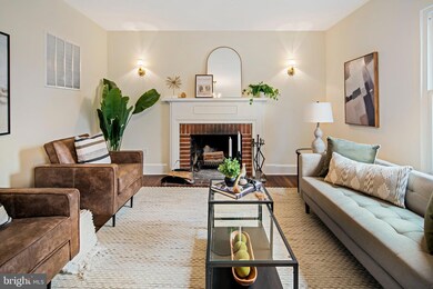 426 Pershing Dr, Silver Spring, MD 20910 - photo 2