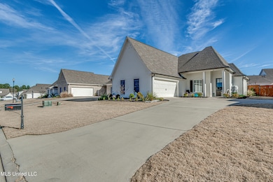 104 Bridgewater Loop-4