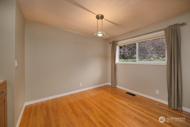 3419 79th Ave SE, Mercer Island, WA 98040 - photo 6