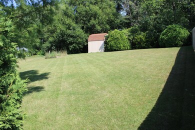 916 Hickory Dr, Marysville, OH 43040 - photo 2