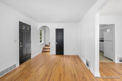 1119 Arlington St NE, Grand Rapids, MI 49505 - photo 3