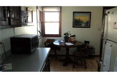 Dining Room. Dining Area