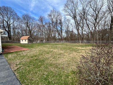 2 Pasadena Ct, Warwick, RI 02888 - photo 4