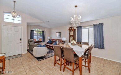 1193 W Morelos St-large-003-006-1193 W M