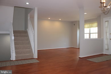 69 Palmer Dr, Moorestown, NJ 08057 - photo 2