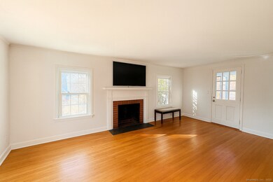 118 Maple Ave, Windsor, CT 06095 - photo 5