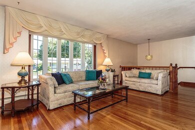 22 Appleton Rd, Wakefield, MA 01880 - photo 3