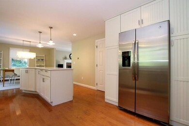 Breakfast island and ample storage