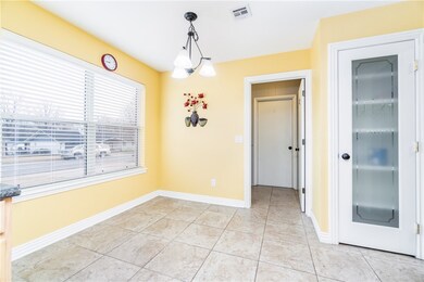 2910 W Beechwood Dr, Rogers, AR 72756 - photo 3