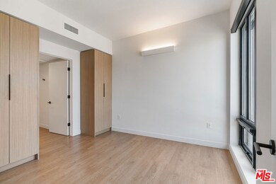 10700 Tabor St unit 523, Los Angeles, CA 90034 - photo 7