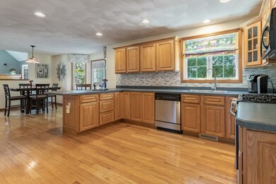44 2nd St, Dracut, MA 01826 - photo 5