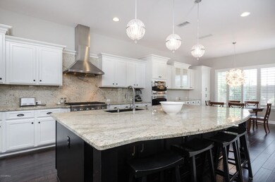 08- KITCHEN ISLAND