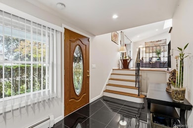 8 Duke Place, Glen Cove, NY 11542 - photo 2