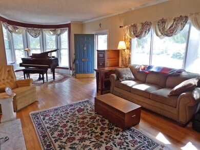 923 N Hudson St, Lowell, MI 49331 - photo 6