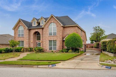 2728 Woodbridge Dr, Hurst, TX 76054 - photo 2