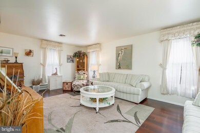 186 Dorchester Dr, Southampton, NJ 08088 - photo 4