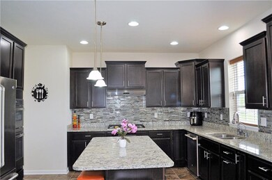 6997 Pinnacle Dr, Columbus, IN 47201 - photo 7