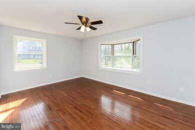 129 Hickory Rd, Marlton, NJ 08053 - photo 7