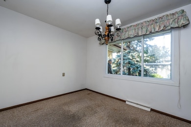 2781 N Trail Ln, Saint Joseph, MI 49085 - photo 6