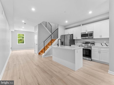 1682 N 54th St unit 3, Philadelphia, PA 19131 - photo 3