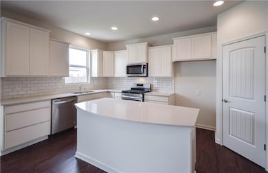 5432 Hibiscus Dr, Plainfield, IN 46168 - photo 7