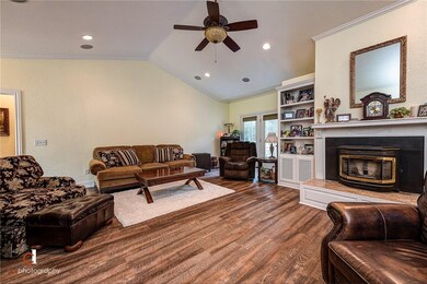 Gorgeous living room!