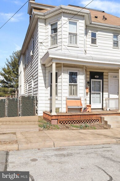 116 E 1st St, Hagerstown, MD 21740 - photo 4