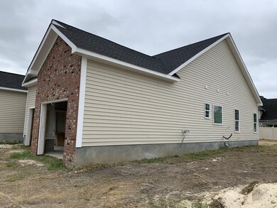 829 Megan Dr, Greenville, NC 27834 - photo 2