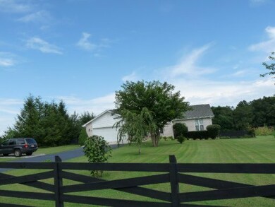 442 Frost Rd, Crossville, TN 38571 - photo 3