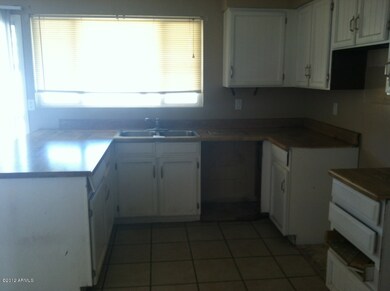 737 S Velero St, Chandler, AZ 85225 - photo 4