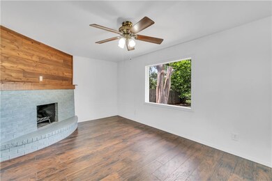 1520 E 3rd St, Elk City, OK 73644 - photo 3