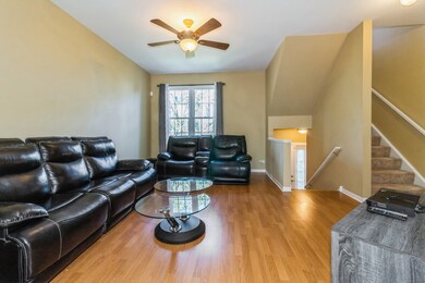1105 Village Center Pkwy unit 6, Aurora, IL 60506 - photo 2