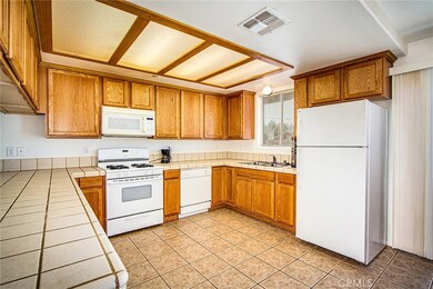 4920 1st St E, Joshua Tree, CA 92252 - photo 6