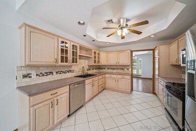 15818 E 77th St N, Owasso, OK 74055 - photo 3