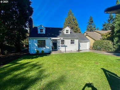 1335 Laurel St, Lake Oswego, OR 97034 - photo 2