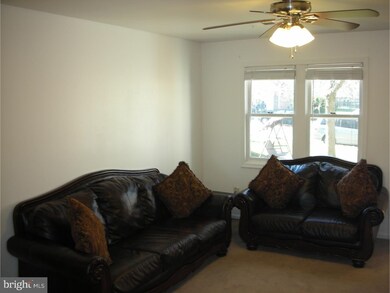 211 S 4th St, Womelsdorf, PA 19567 - photo 7