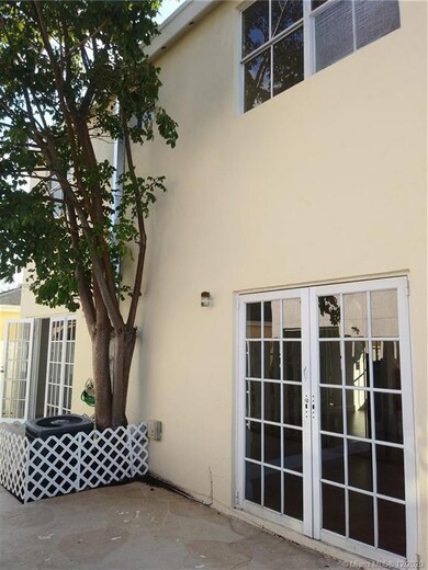 unlisted-address, Davie, FL 33314 - photo 3