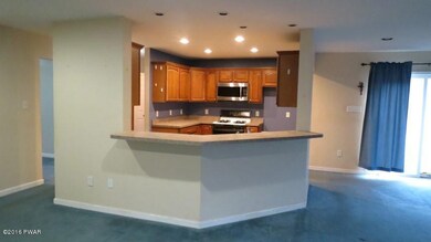 187 Fox Ridge Park Dr, Greeley, PA 18425 - photo 5