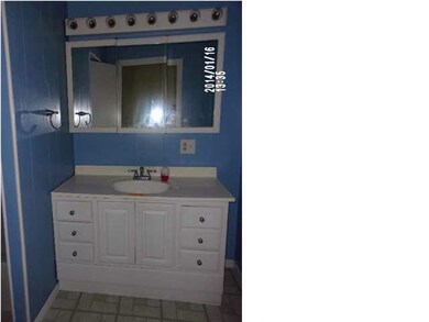 1613 S Bosse Ave, Evansville, IN 47712 - photo 3